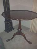 Pie Crust Edge Side Table