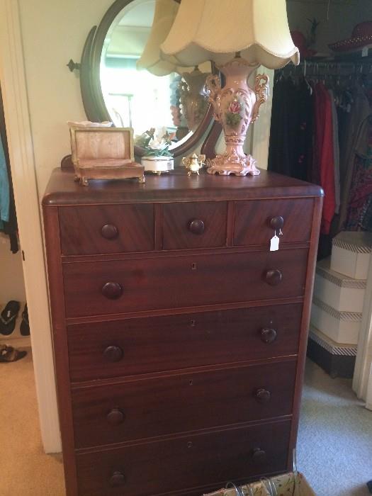 Vintage 5 drawer chest