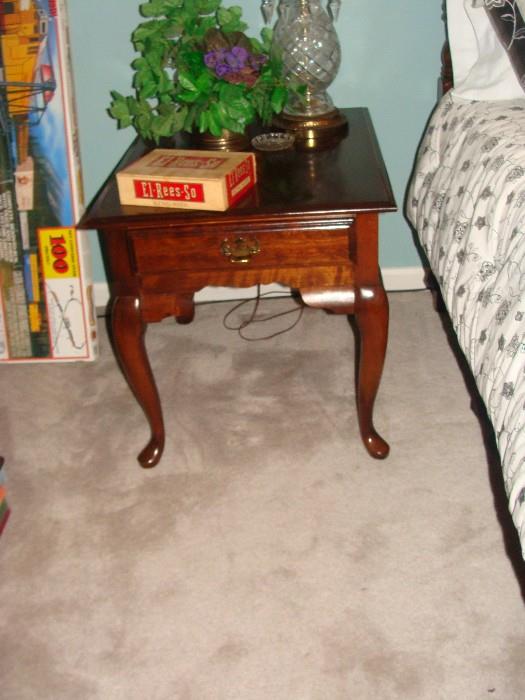 Queen Anne Style Lamp Table