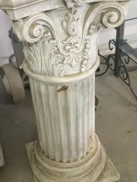 Column plant stand