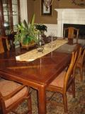 Thomasville dining table, 6 chairs