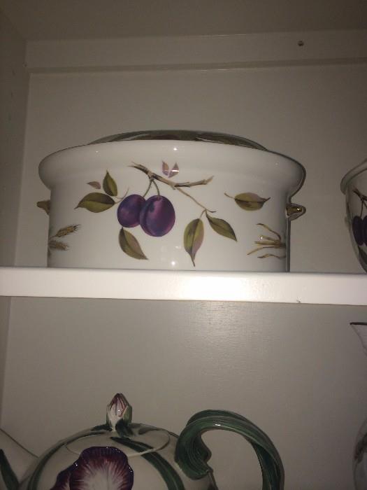 Royal Worcester bowl with lid - made in England
