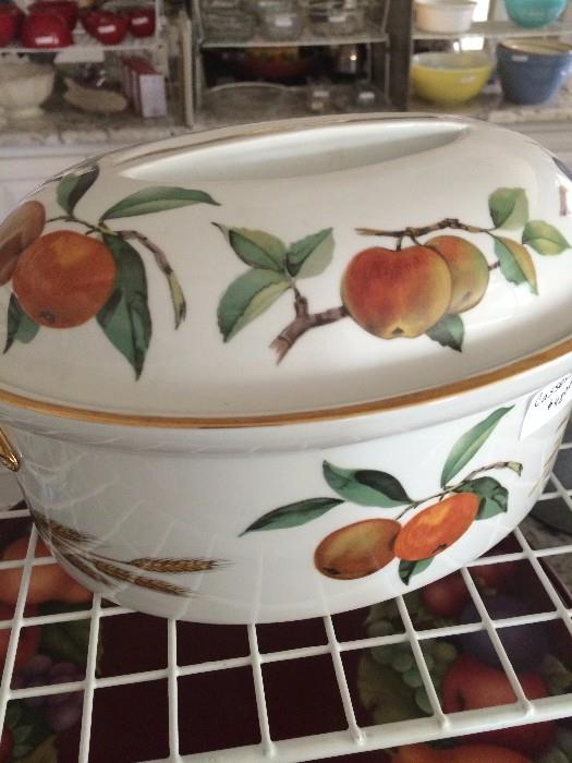 Royal Worcester bowl with lid - made in England