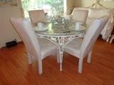 dining table w/4 chairs