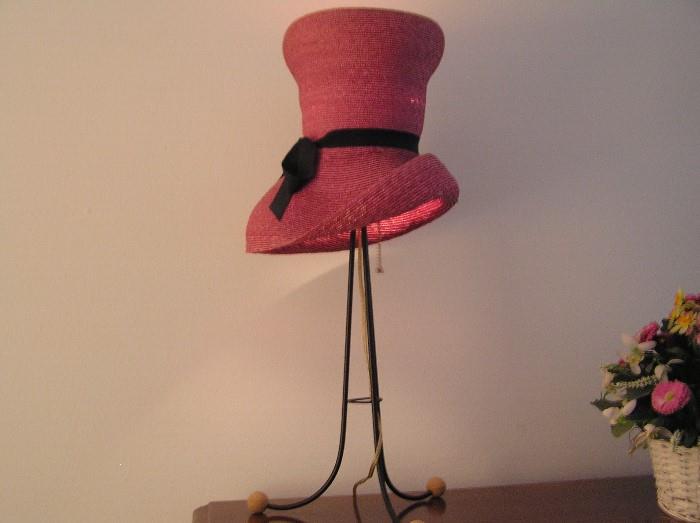 Kitschy-cute Hat Lamp