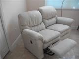 LA-Z-BOY DOUBLE RECLINER