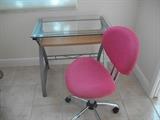 COMPUTER DESK & CHAIR