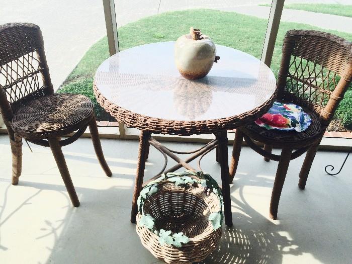 Wicker bistro set and decorative basket; ceramic apple bird feeder