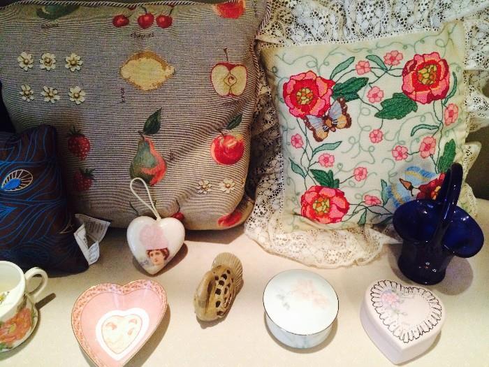 Trinket boxes and accent pillows
