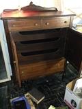 Great smaller dresser