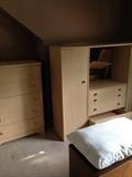 Bedroom dressers 