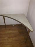 Danish modern 3 leg corner table