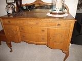 Elegant Oak Side Board. "Excellent Condition"...Mirror, drawers/storage cabinets....Priced at   $ 575.00