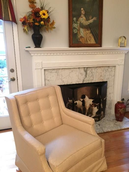 Home Décor, Dog Fire Screen, Old Pictures