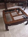 GORGEOUS AMERICAN FURNITURE CLASSICS LARGE SQUARE TABLE ( LOW )