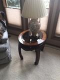 GORGEOUS AMERICAN FURNITURE CLASSICS OVAL SIDE TABLE