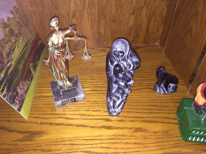 HOME DECOR' / FIGURINES