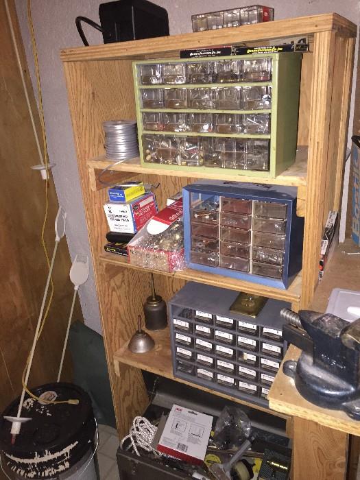 HANDYMAN TOOLS