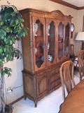 BEAUTIFUL LARGE CHINA DISPLAY CABINET