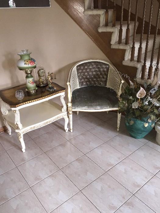 GORGEOUS ANTIQUE ITALIAN FURNISHINGS