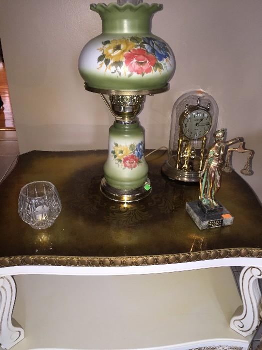 VINTAGE GREEN FLORAL GLASS LAMP