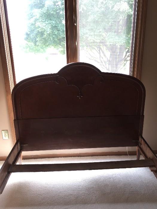 BEAUTIFUL HANDMADE/HANDPAINTED 1800S VICTORIAN BEDROOM SET BY WCR GRAND RAPIDS FURNITURE COMPANY ( INCLUDES TALL CHEST OF DRAWERES / FULL SIZE HEADBOARD WITH FOOTBOARD AND DRESSER WITH MIRROR)