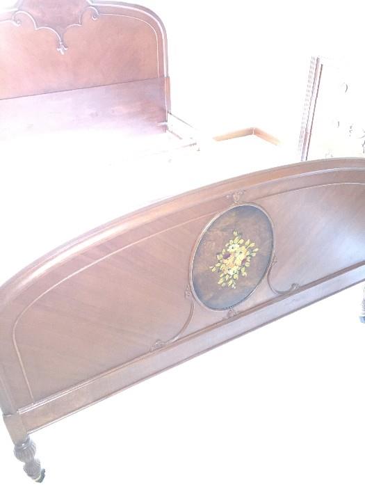 BEAUTIFUL HANDMADE/HANDPAINTED 1800S VICTORIAN BEDROOM SET BY WCR GRAND RAPIDS FURNITURE COMPANY ( INCLUDES TALL CHEST OF DRAWERES / FULL SIZE HEADBOARD WITH FOOTBOARD AND DRESSER WITH MIRROR)
