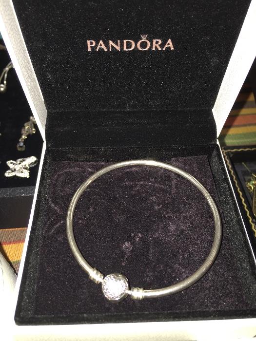 PANDORA PAVE' PINK HEART BANGLE BRACELET