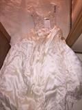 BEAUTIFUL WEDDING DRESS SIZE 8
