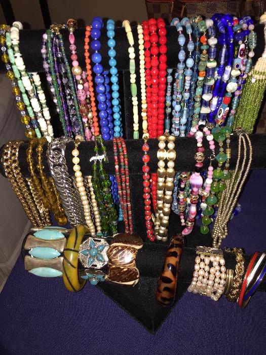 VINTAGE GLASS JEWELRY