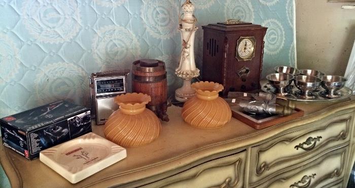 Vintage Radio, Reproduction Radio, Glass Shades & More