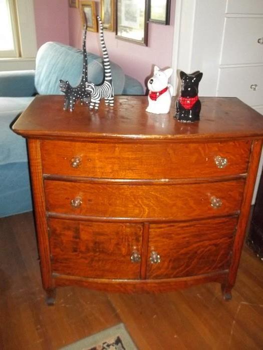 Vintage Dresser with Glass Knobs