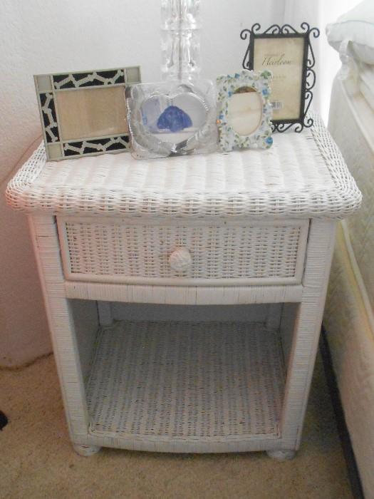 White wicker night stand