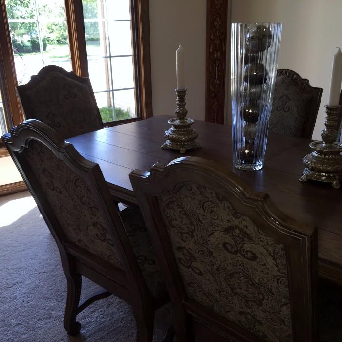 Dining room table and chairs and hutch