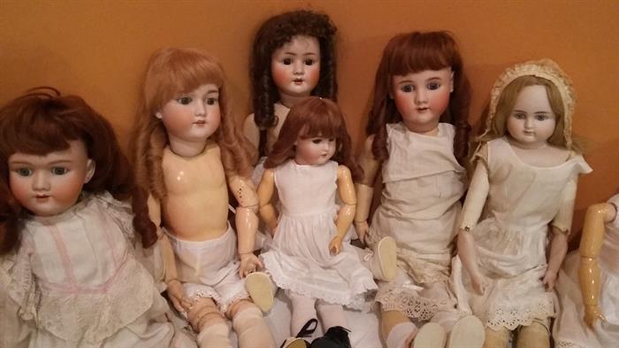 Lrg Antique  bisque  dolls,Kestner,  Simon Halbig,and more,  doll  clothes and accessories 