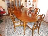 Huntley table and chairs