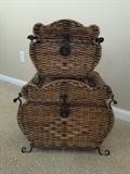 Stackable wicker baskets