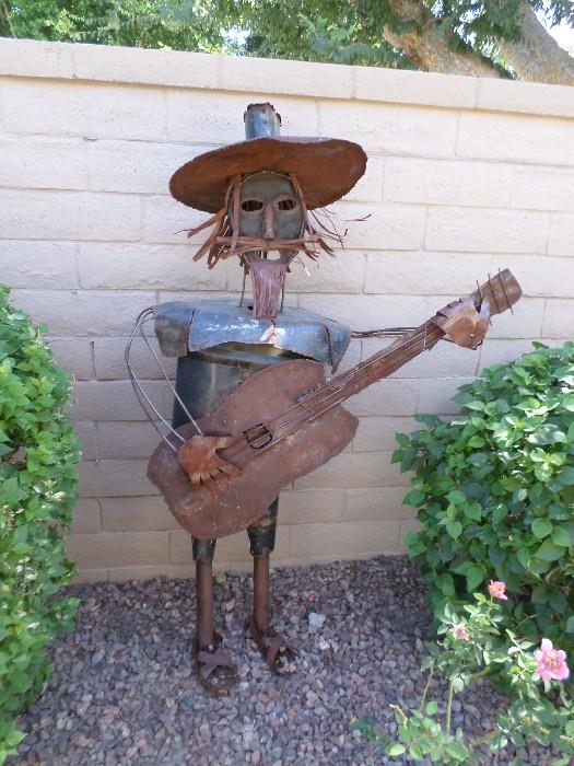 Metal outdoor Sculpture🎻🎻🎸life size approx 