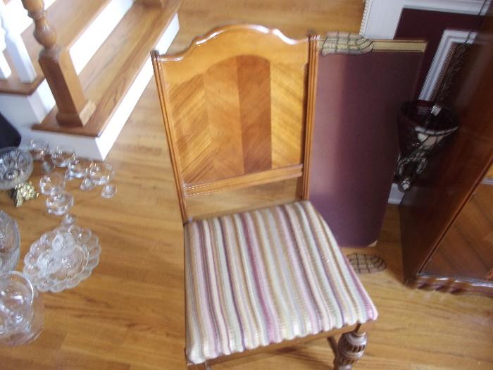 One of several dining chairs. 