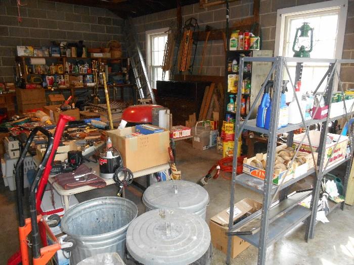 Garage:  An overview to the right reflects lots of miscellaneous items, including trash cans, hand tools, garden tools, chemicals, light bulbs and more!