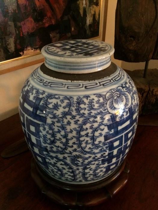 ANTIQUE CHINESE LIDDED JAR