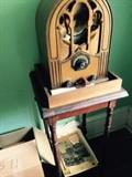 antique radio