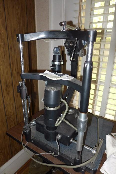 Ophthalmic slit lamp bio microscope