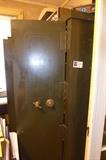 6 ft Combination safe