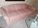 mauve/ pink sofa in beautiful conditon