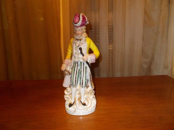 VINTAGE "Made in Occupied Japan" Lady Vase - 12" Tall!!!  Nice Piece!!!!!