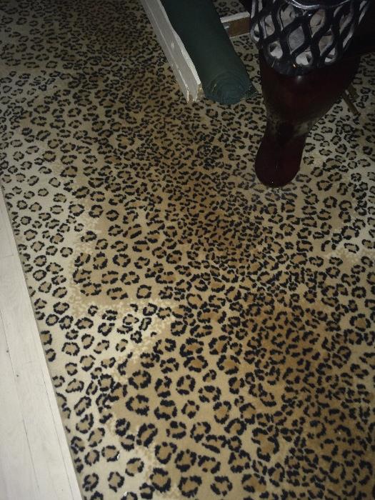 Leopard pattern rug