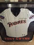 Tony Gwynn signed jersey