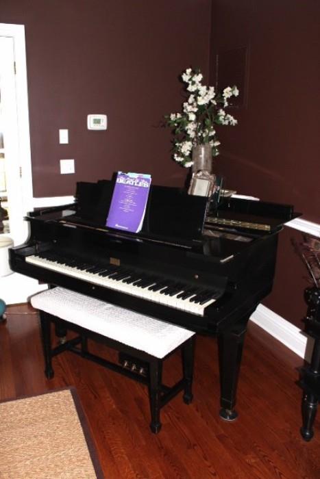 Black, Yamaha, Baby Grand Piano