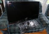 Samsung 46 Inch LCD TV with Mounting Brackets and Remote